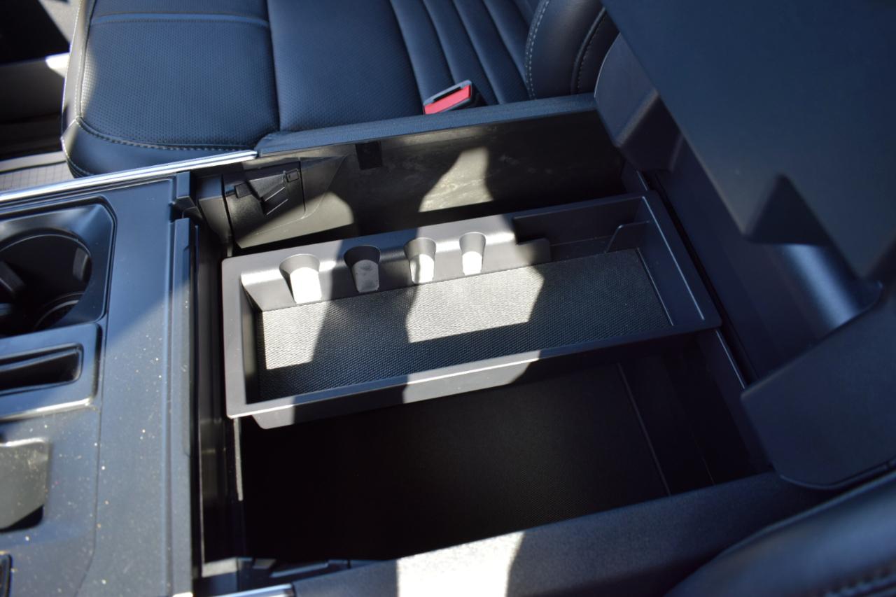 Ford F-150 Platinum 4WD SuperCrew 5.5' Box 2024