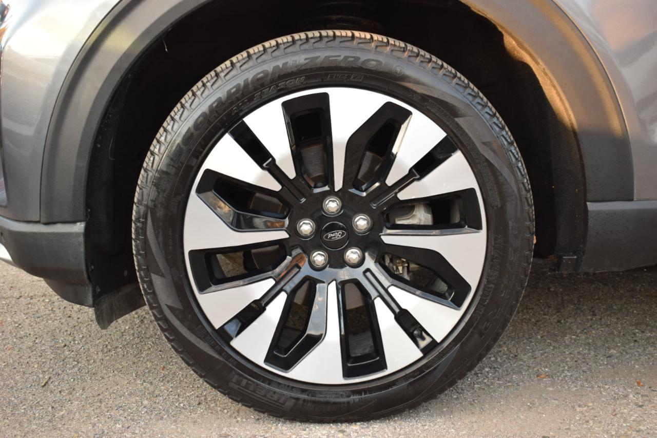 Ford Explorer Platinum 4WD 2025