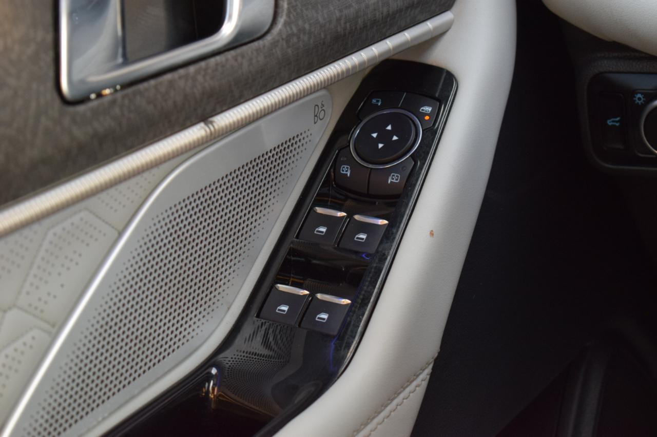 Ford Explorer Platinum 4WD 2025