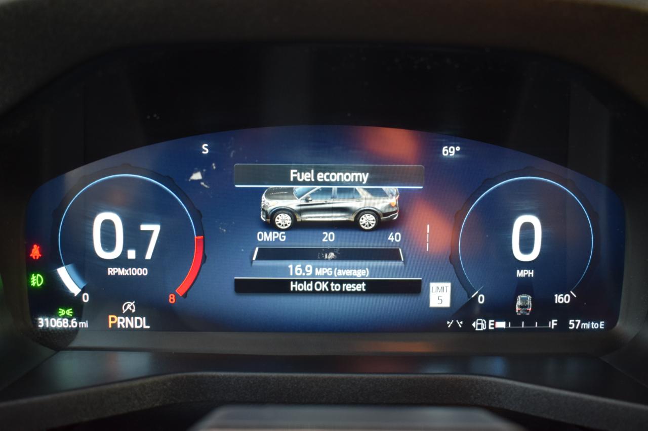 Ford Explorer Platinum 4WD 2025