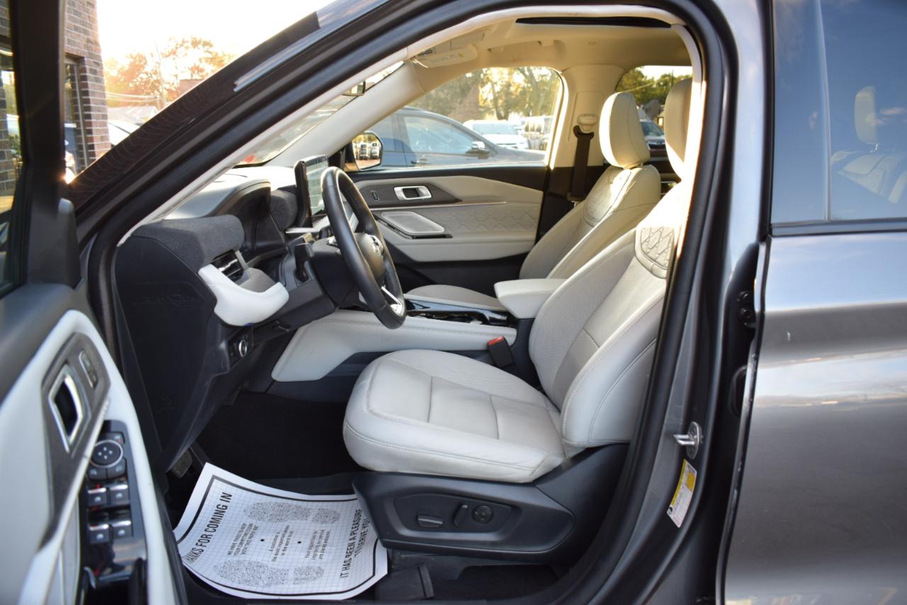 Ford Explorer Platinum 4WD 2025