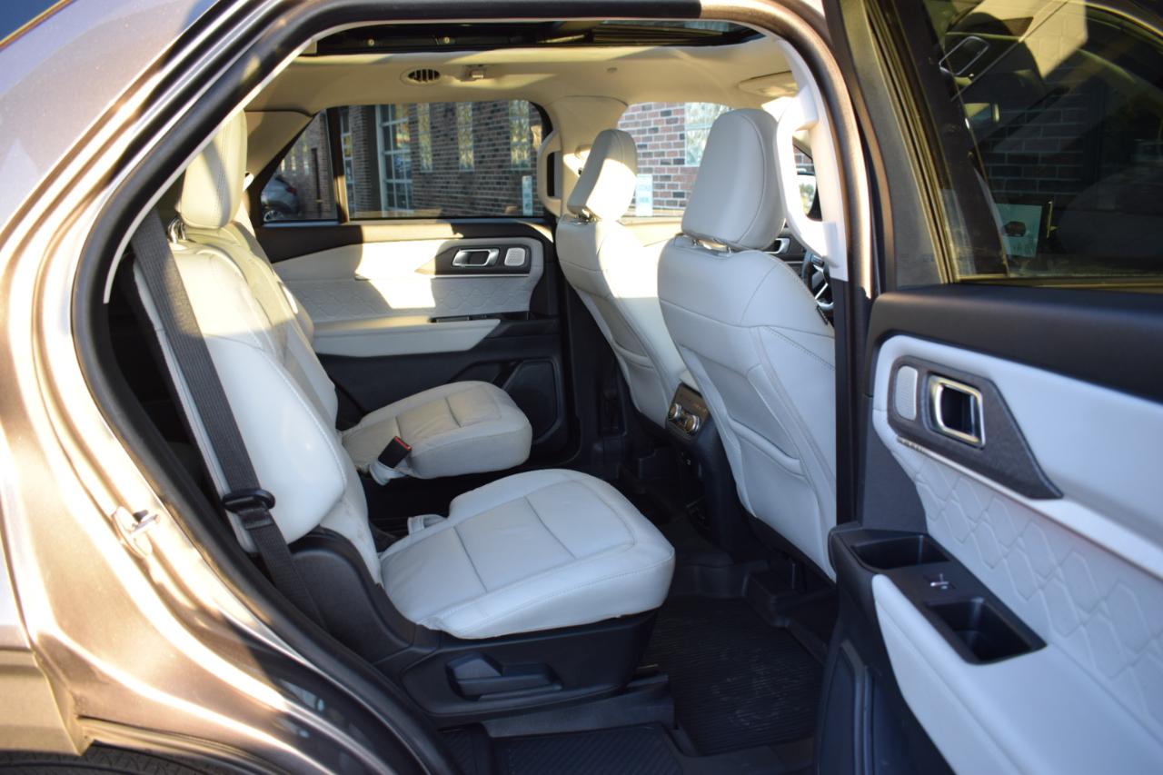 Ford Explorer Platinum 4WD 2025