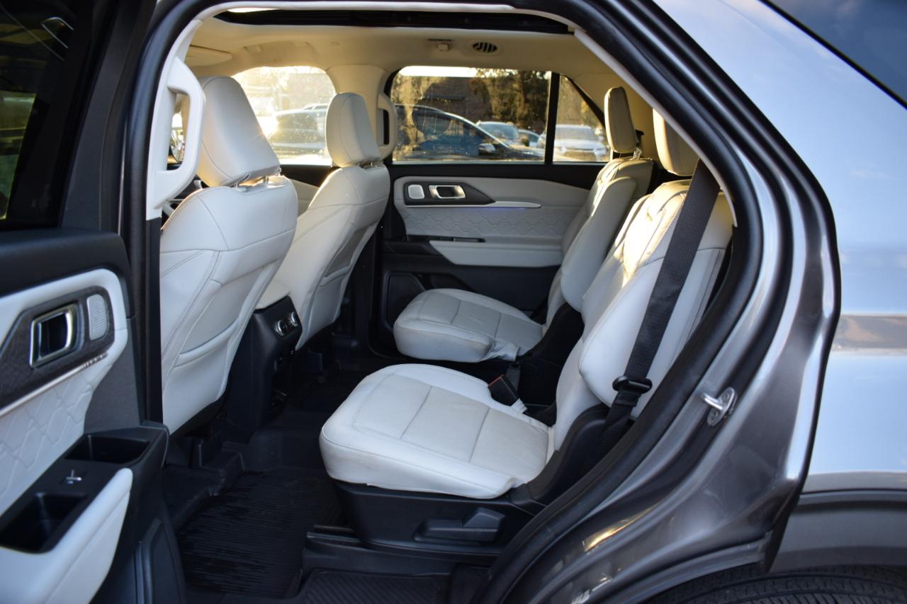Ford Explorer Platinum 4WD 2025