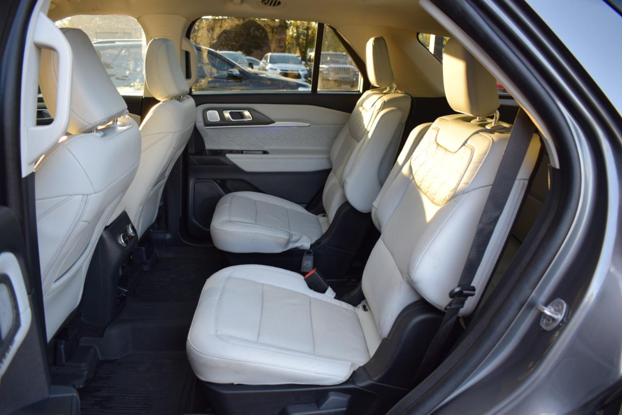 Ford Explorer Platinum 4WD 2025