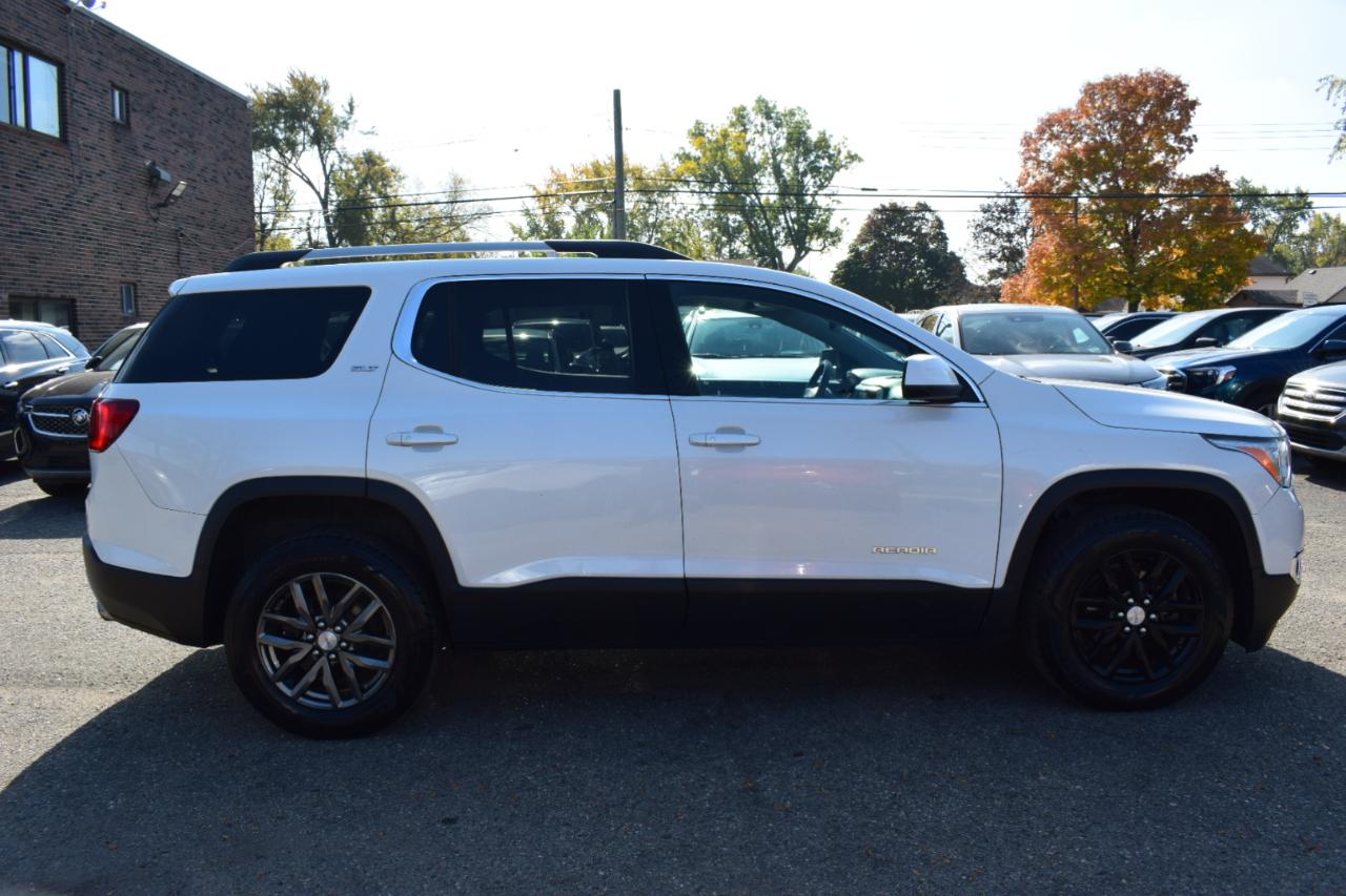 GMC Acadia AWD 4dr SLT 2018