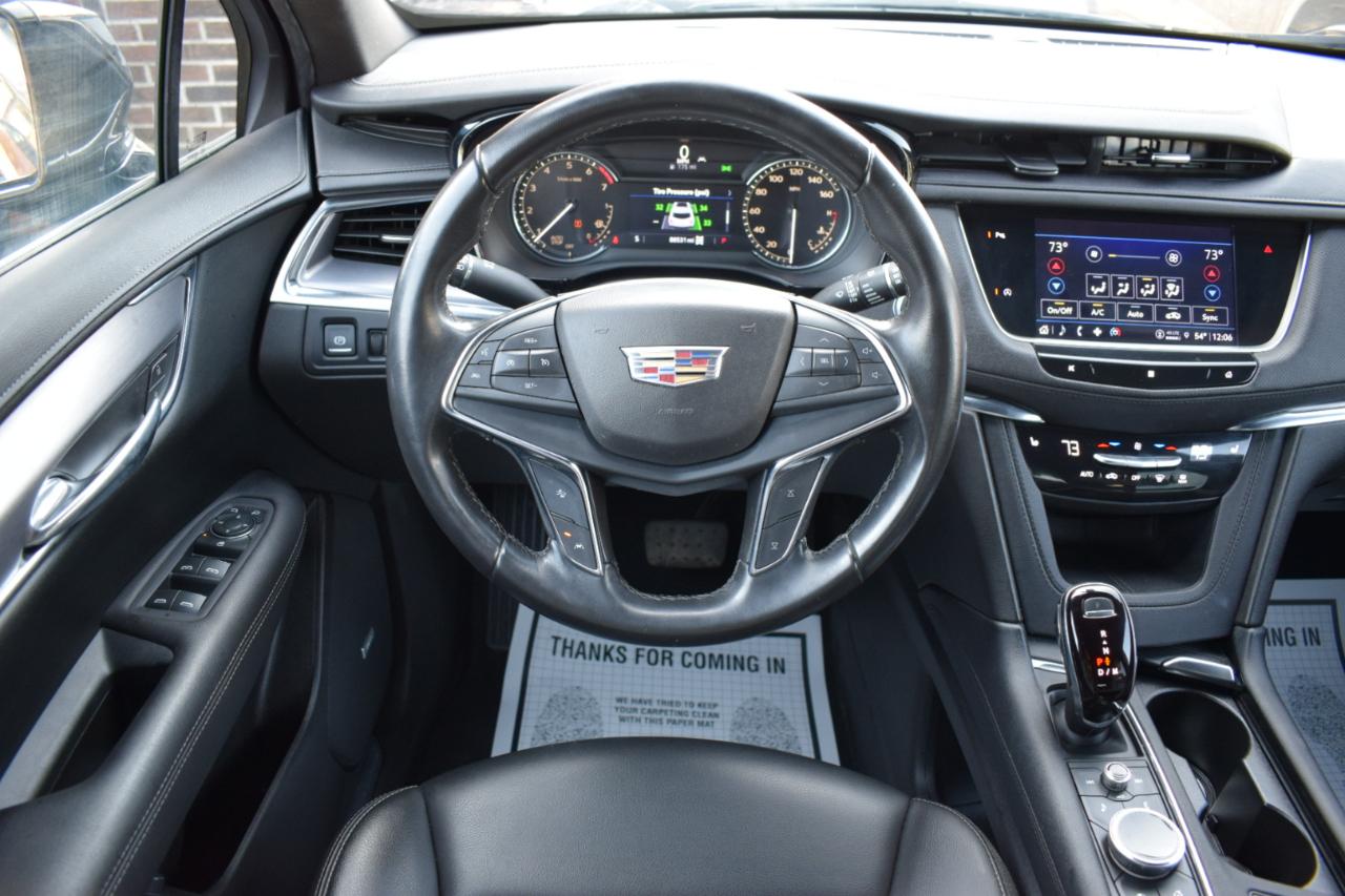Cadillac XT5  2021