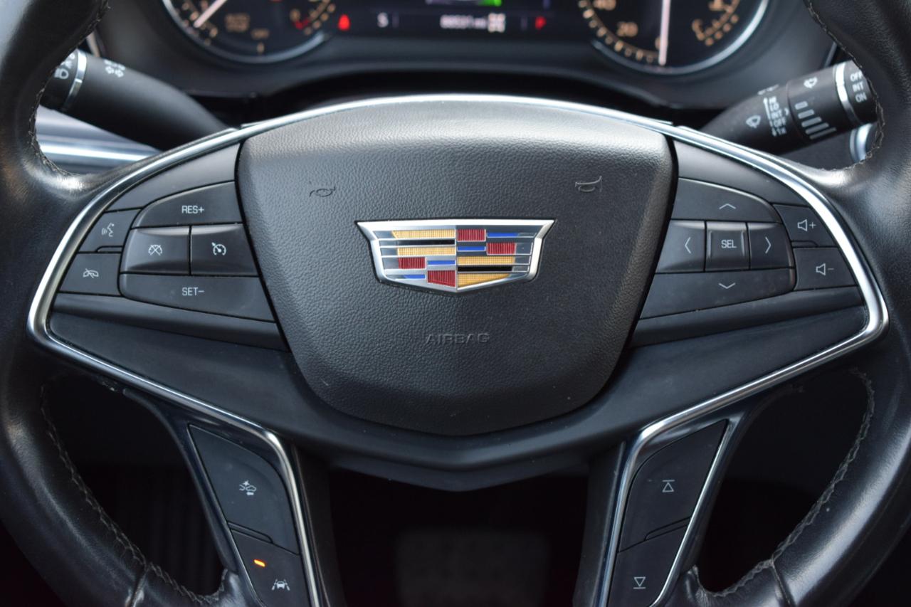 Cadillac XT5  2021