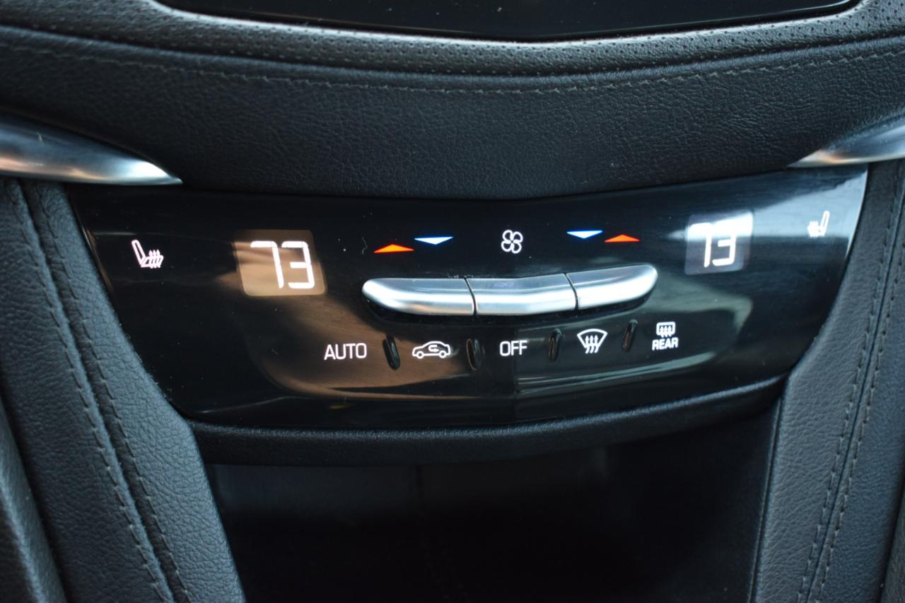 Cadillac XT5  2021