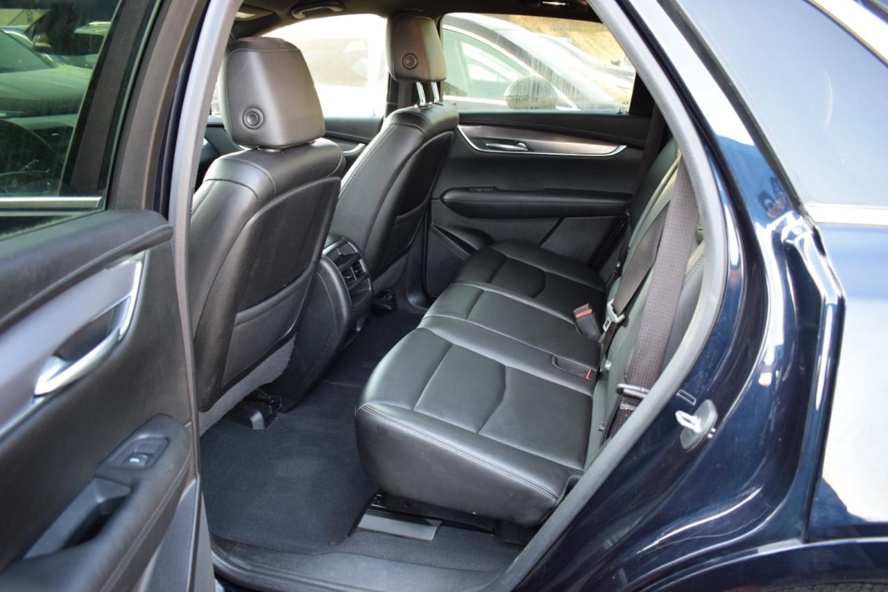 Cadillac XT5  2021