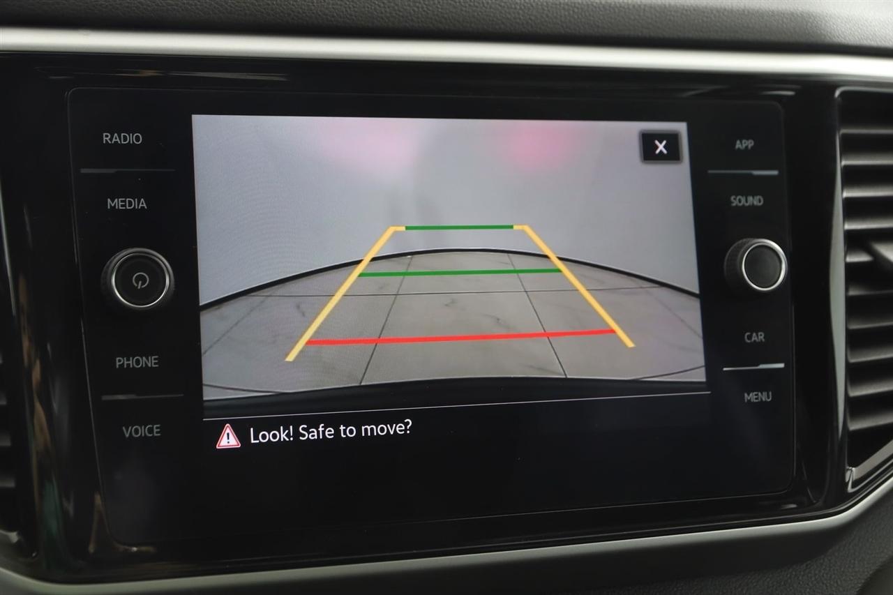 2022 Volkswagen Atlas Cross Sport SE w/Tech - Photo 10