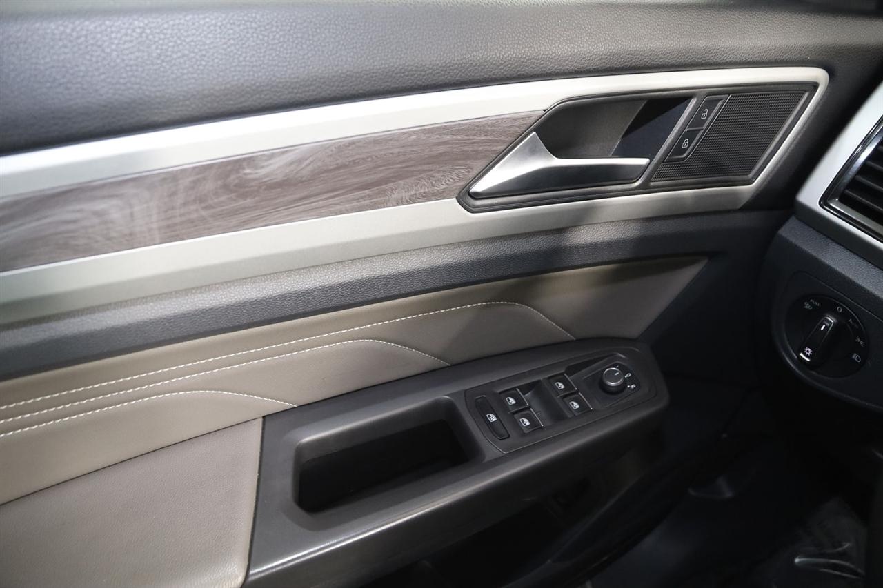 2022 Volkswagen Atlas Cross Sport SE w/Tech - Photo 30