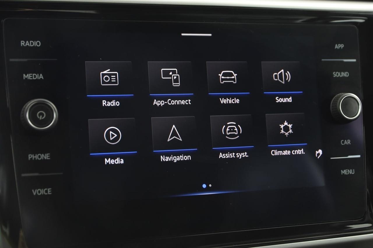 2022 Volkswagen Atlas Cross Sport SE w/Tech - Photo 31