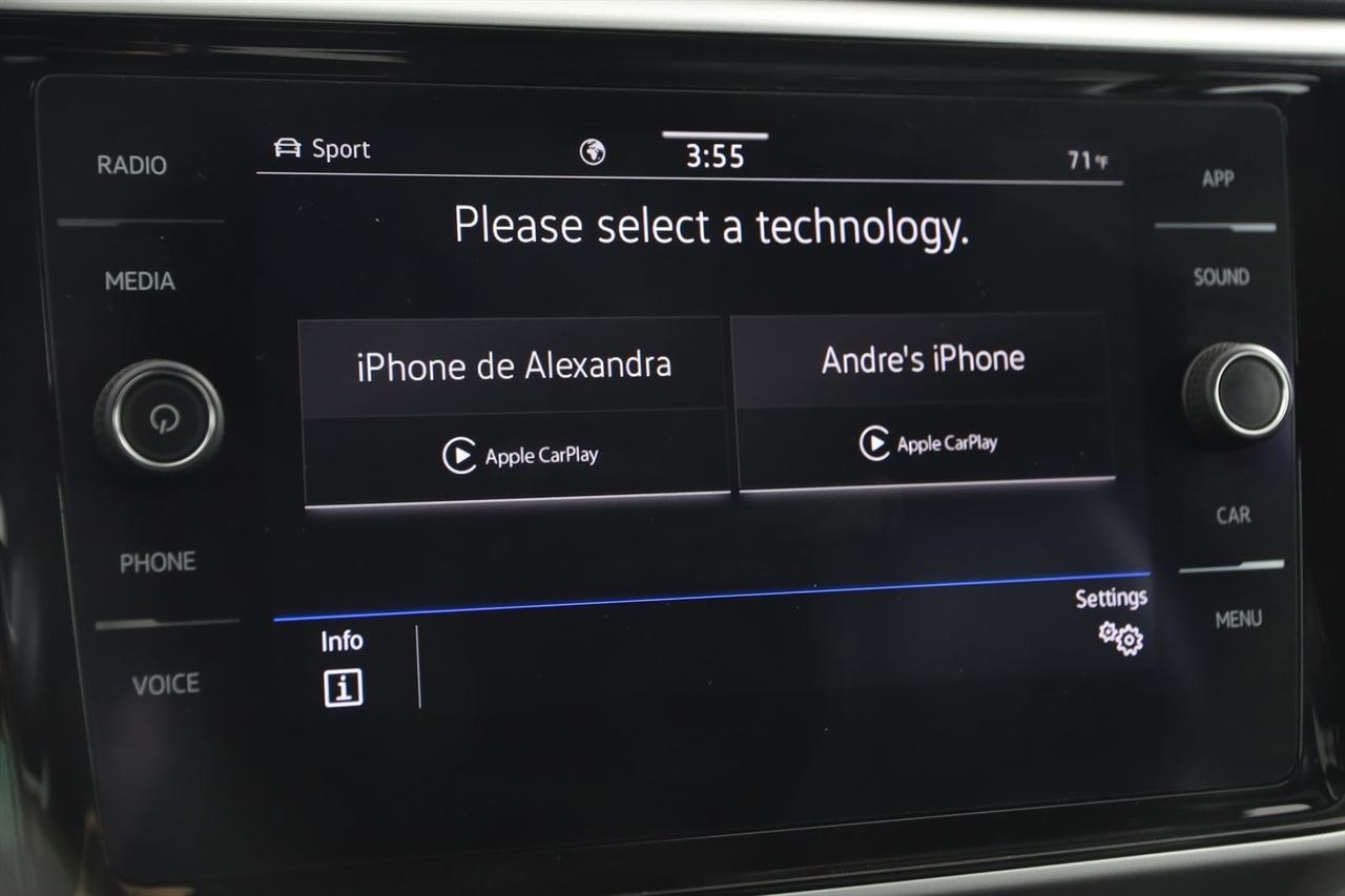 2022 Volkswagen Atlas Cross Sport SE w/Tech - Photo 33