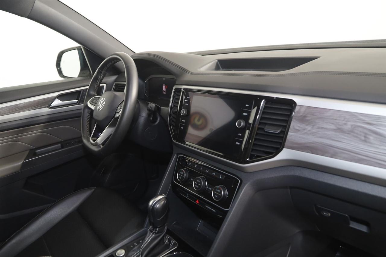 2022 Volkswagen Atlas Cross Sport SE w/Tech - Photo 41