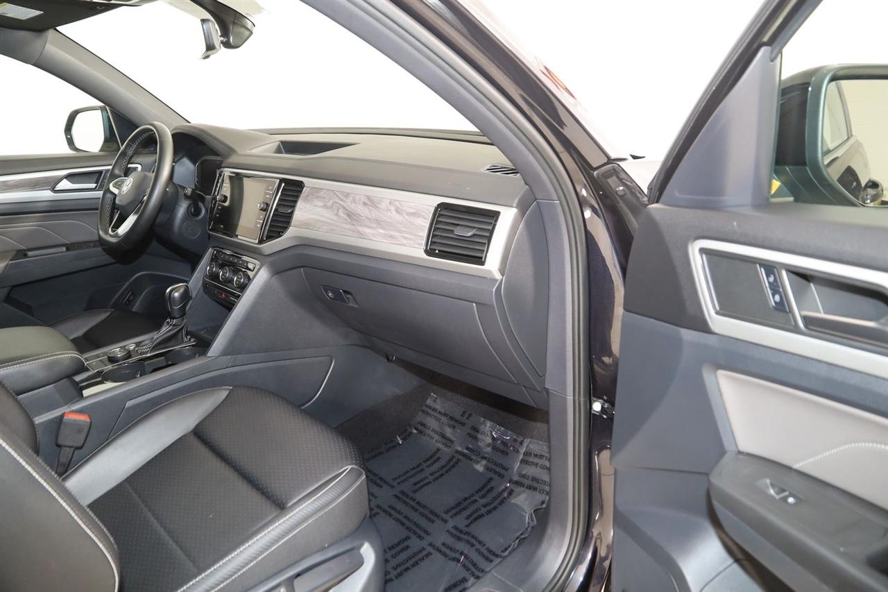 2022 Volkswagen Atlas Cross Sport SE w/Tech - Photo 43