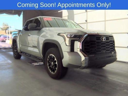 2024 Toyota Tundra 4WD SR5 CrewMax 5.5' Bed (Natl)