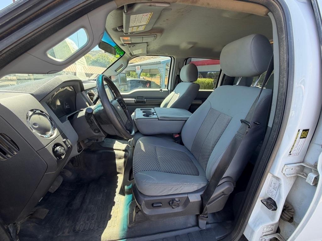 Ford F-250 SD XLT Crew Cab 4WD 2015