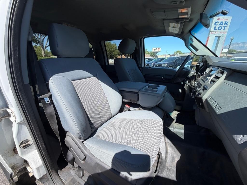 Ford F-250 SD XLT Crew Cab 4WD 2015