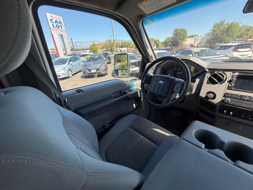 Ford F-250 SD XLT Crew Cab 4WD 2015