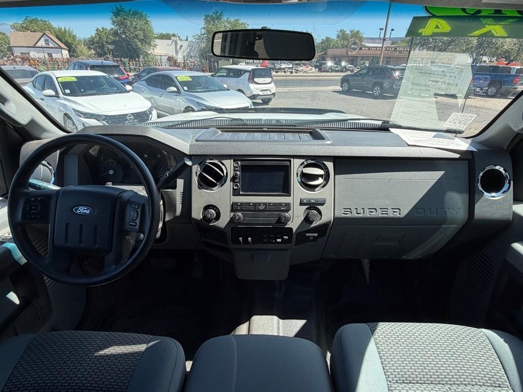 Ford F-250 SD XLT Crew Cab 4WD 2015