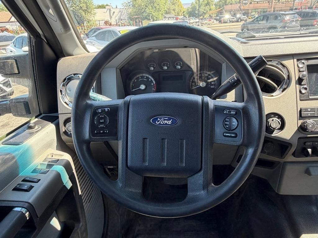 Ford F-250 SD XLT Crew Cab 4WD 2015