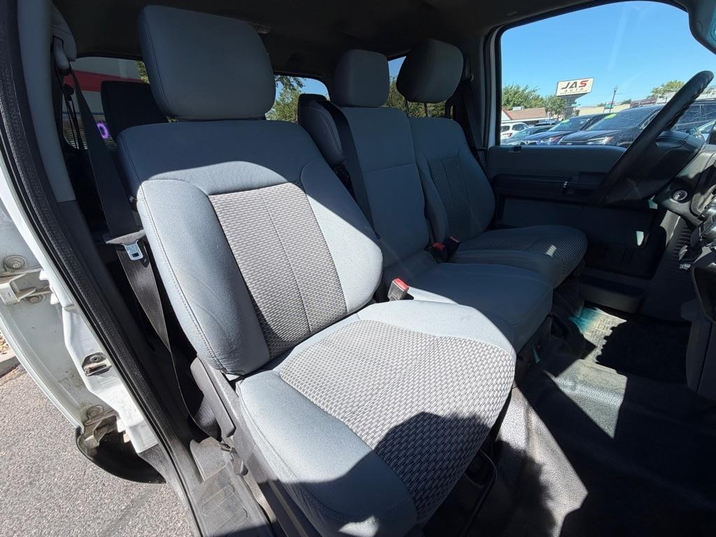 Ford F-250 SD XLT Crew Cab 4WD 2015