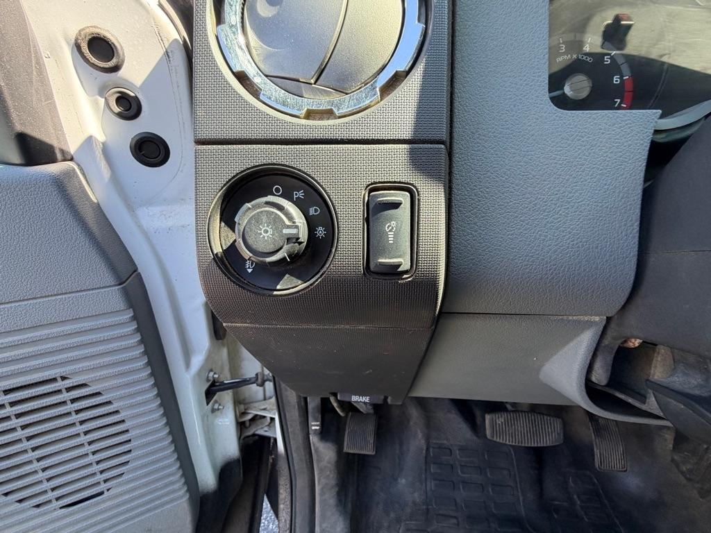 Ford F-250 SD XLT Crew Cab 4WD 2015