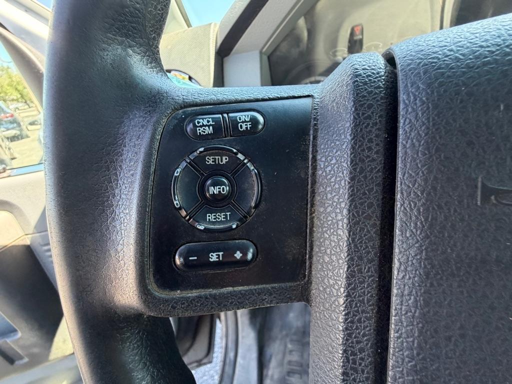 Ford F-250 SD XLT Crew Cab 4WD 2015