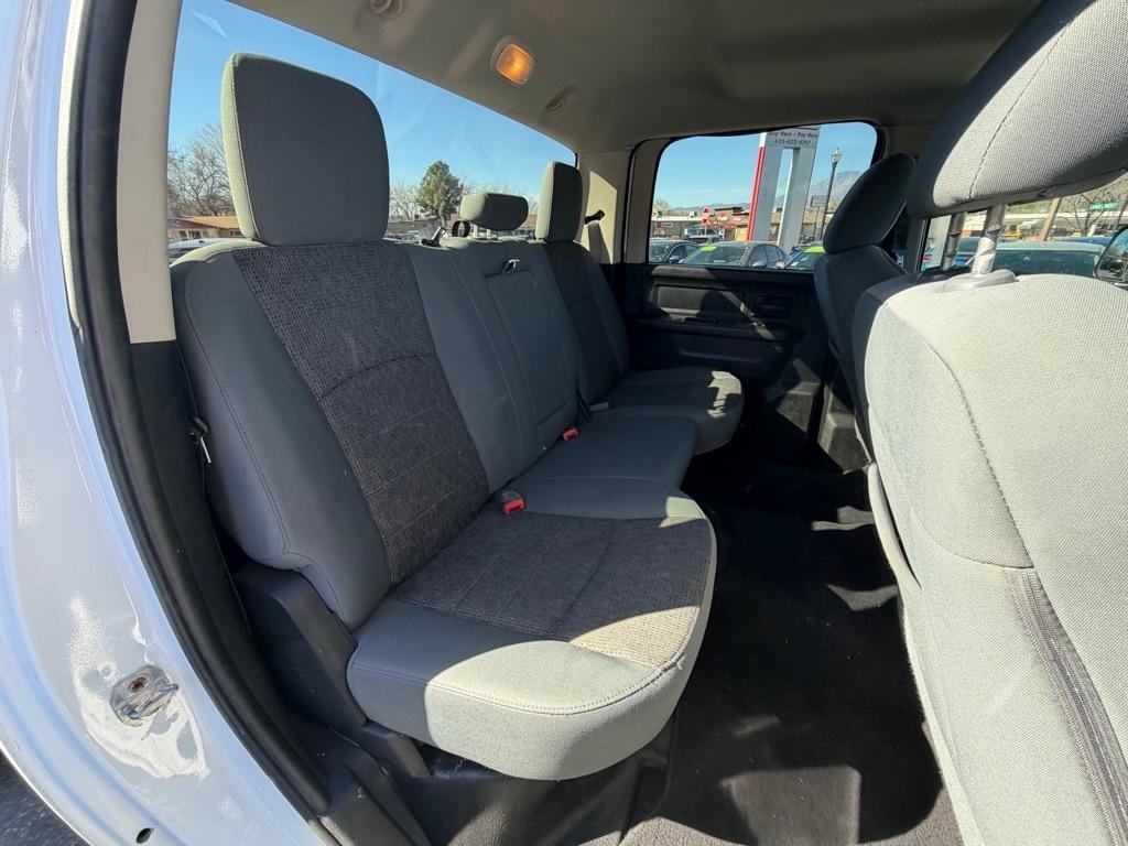 RAM 2500 Tradesman Crew Cab LWB 4WD 2015