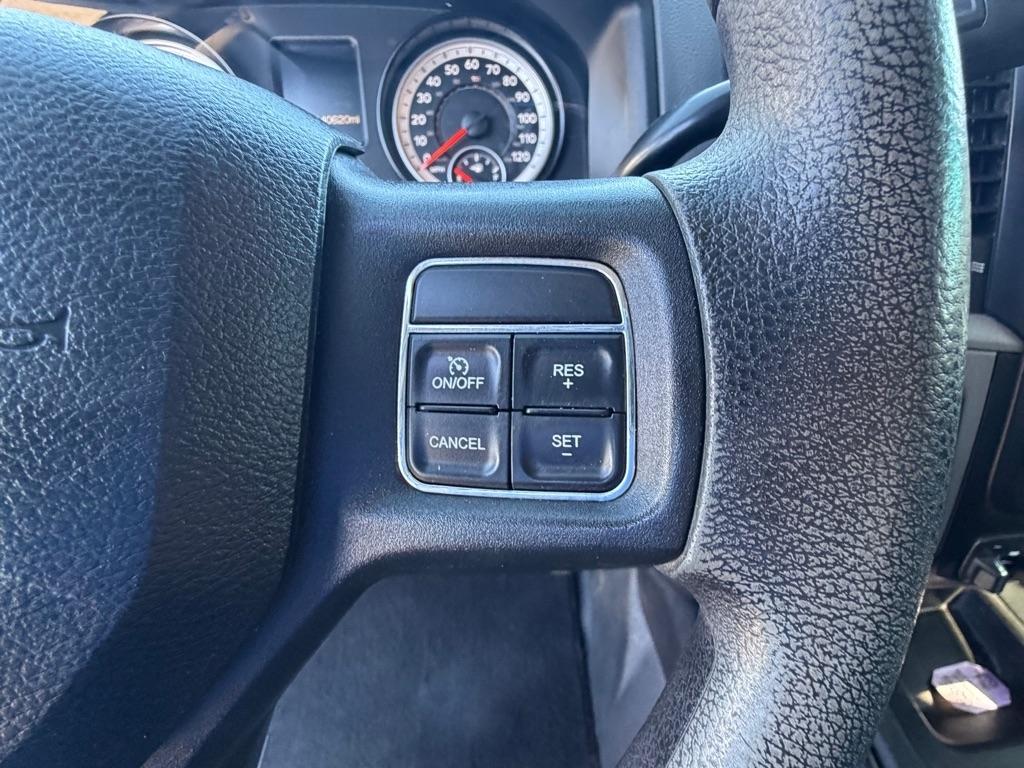 RAM 2500 Tradesman Crew Cab LWB 4WD 2015