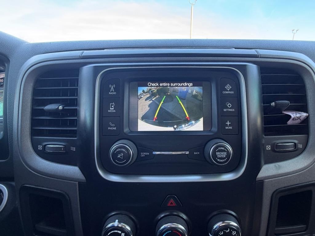 RAM 2500 Tradesman Crew Cab LWB 4WD 2015