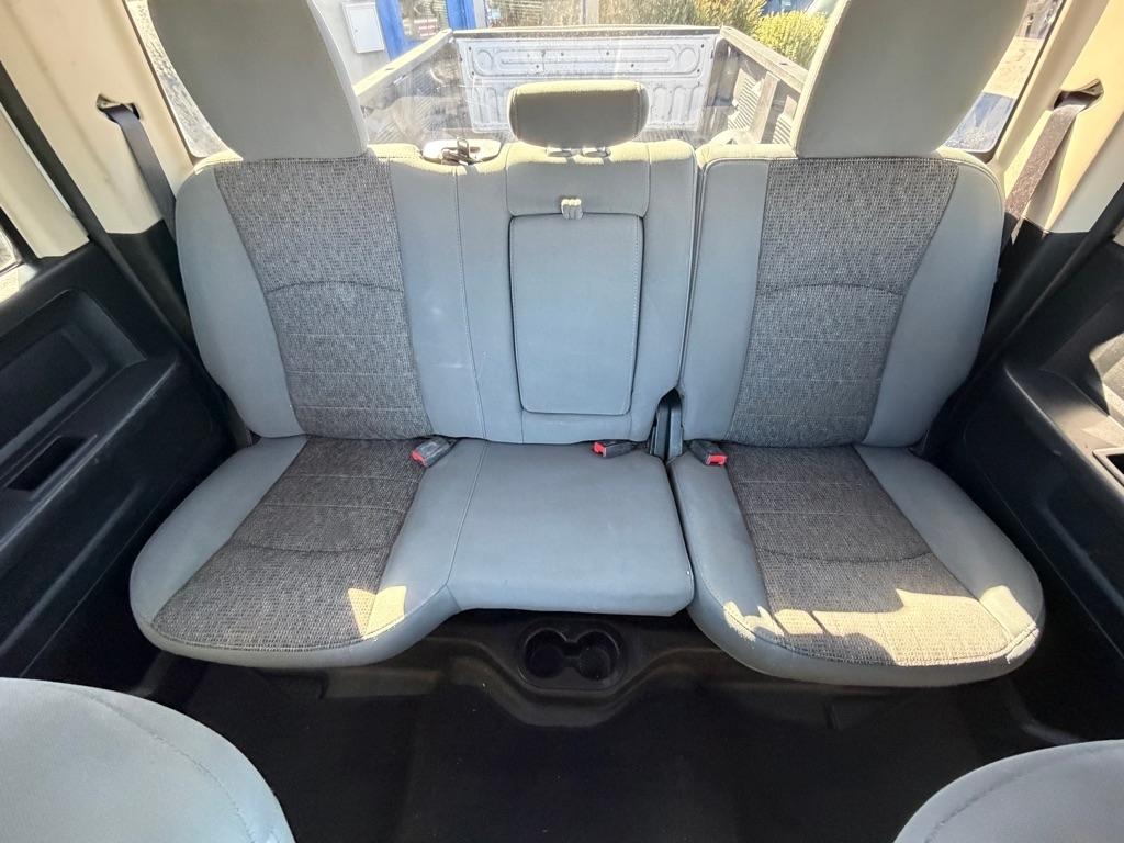 RAM 2500 Tradesman Crew Cab LWB 4WD 2015