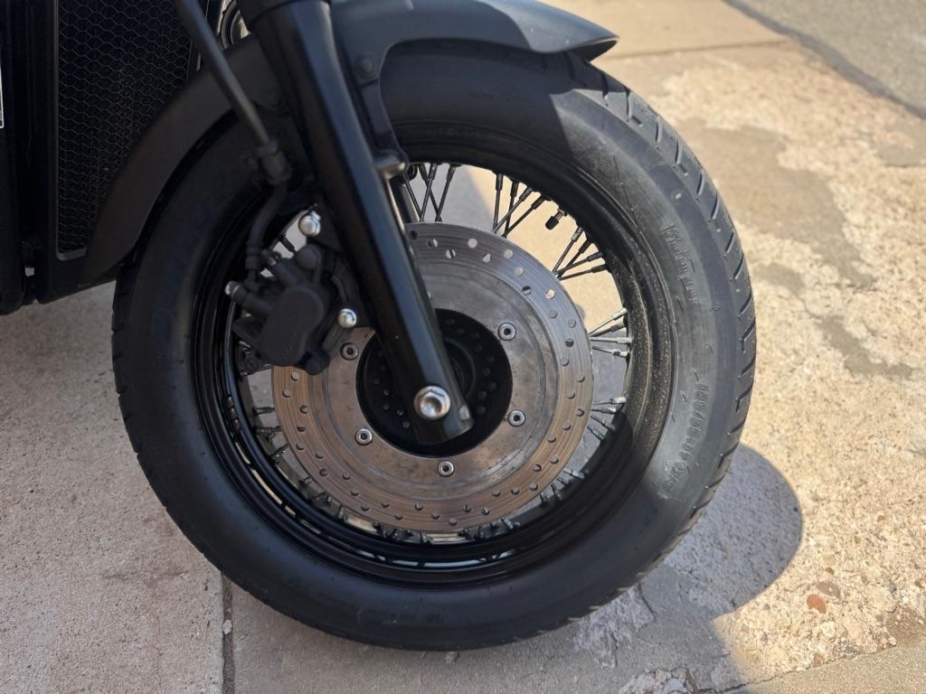 Honda VT750C2B (Shadow Phantom)  2022