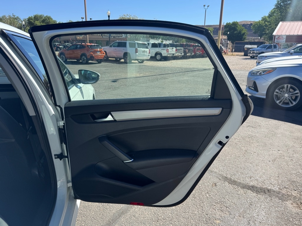 Volkswagen Passat SE 2021