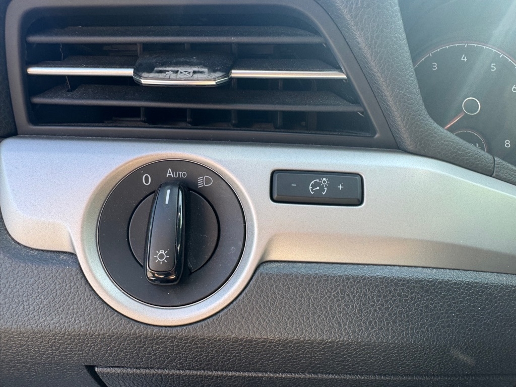 Volkswagen Passat SE 2021