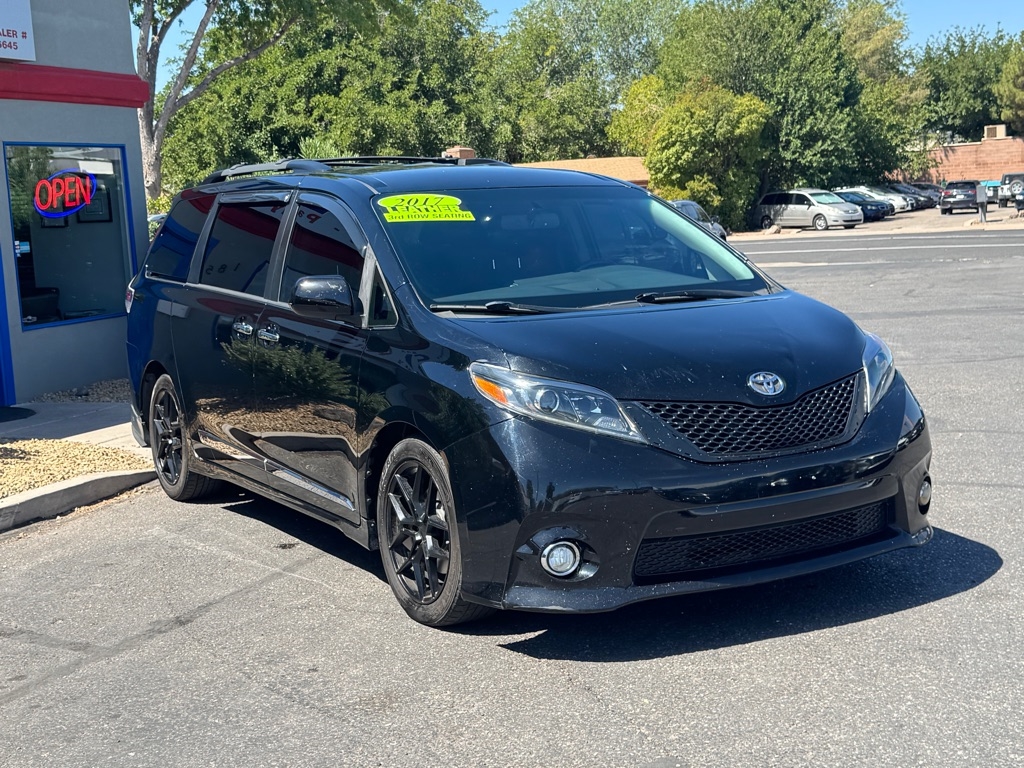 Toyota Sienna SE 8-Passenger 2017