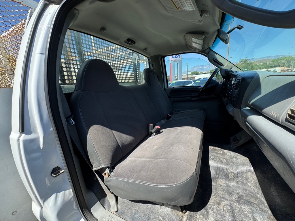 Ford F-550 Regular Cab 2WD DRW 2006 Ford F-550 Regular Cab 2WD DRW 2006