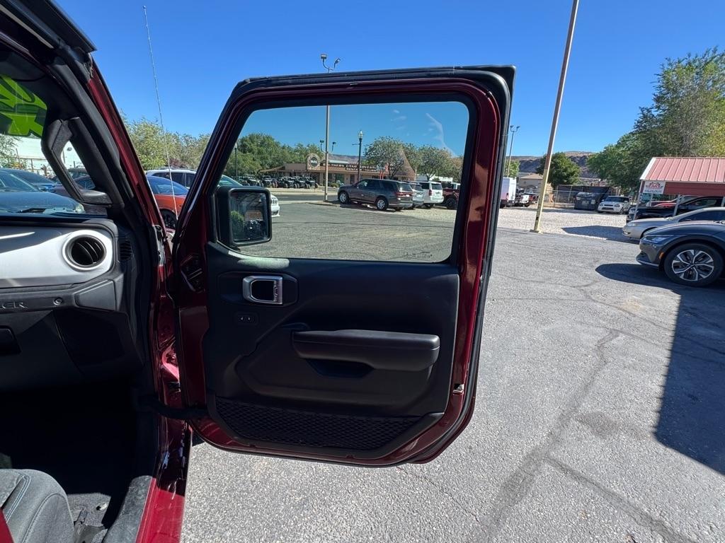 Jeep Wrangler Unlimited Sport 2021