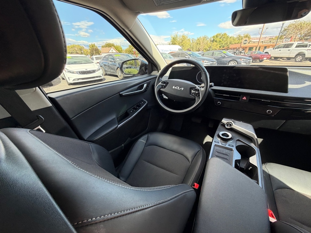 Kia EV6 Light Long Range RWD 2024 Kia EV6 Light Long Range RWD 2024