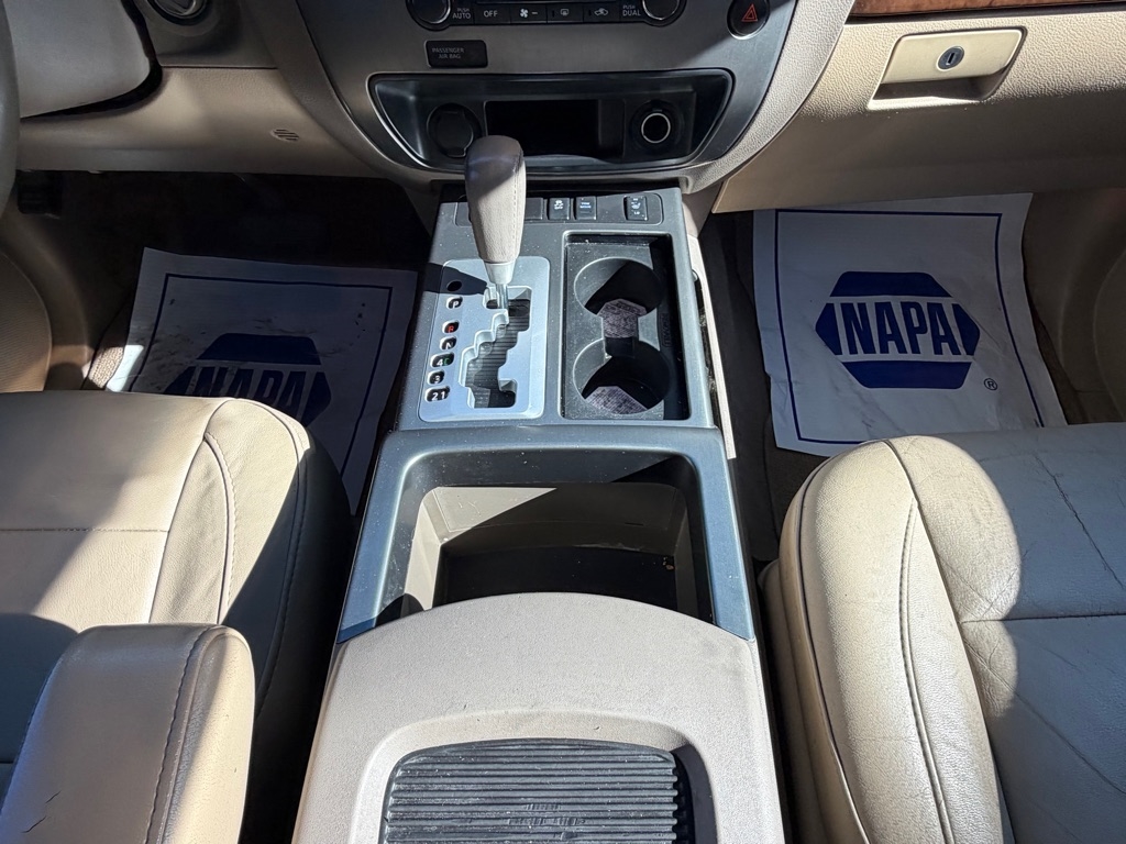 Nissan Armada SL 2WD 2014 Nissan Armada SL 2WD 2014