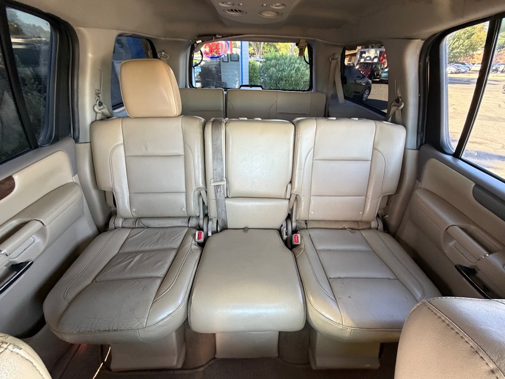 Nissan Armada SL 2WD 2014 Nissan Armada SL 2WD 2014