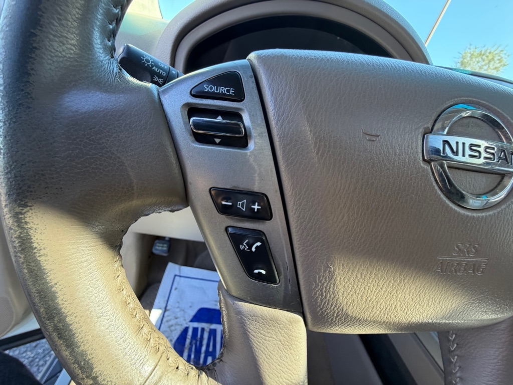 Nissan Armada SL 2WD 2014 Nissan Armada SL 2WD 2014