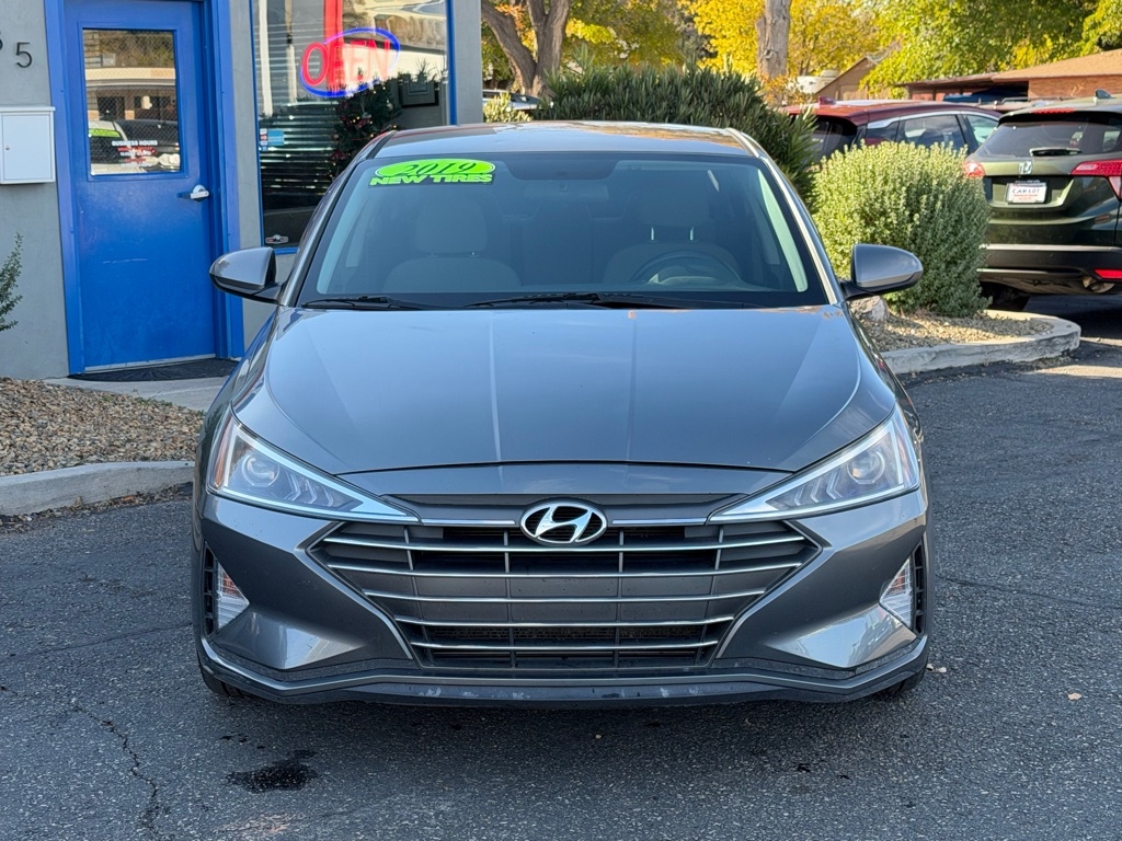 Hyundai Elantra SE 6M 2019