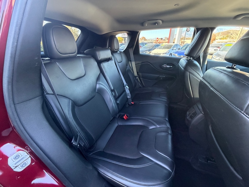 Jeep Cherokee Latitude Plus FWD 2020