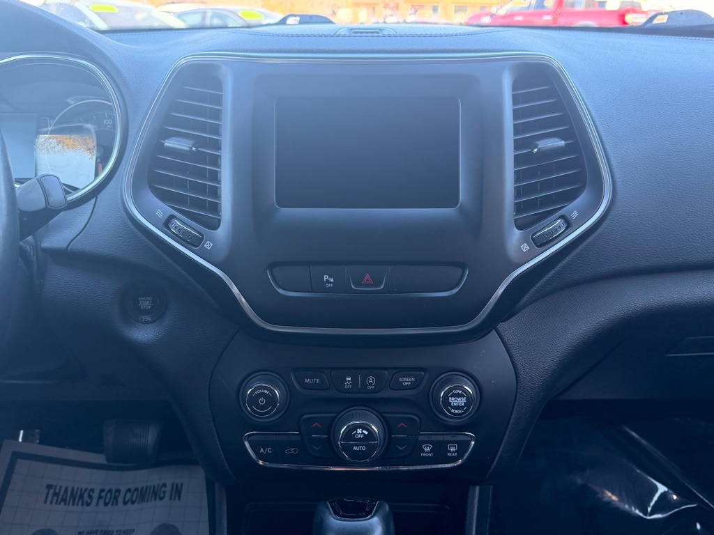 Jeep Cherokee Latitude Plus FWD 2020