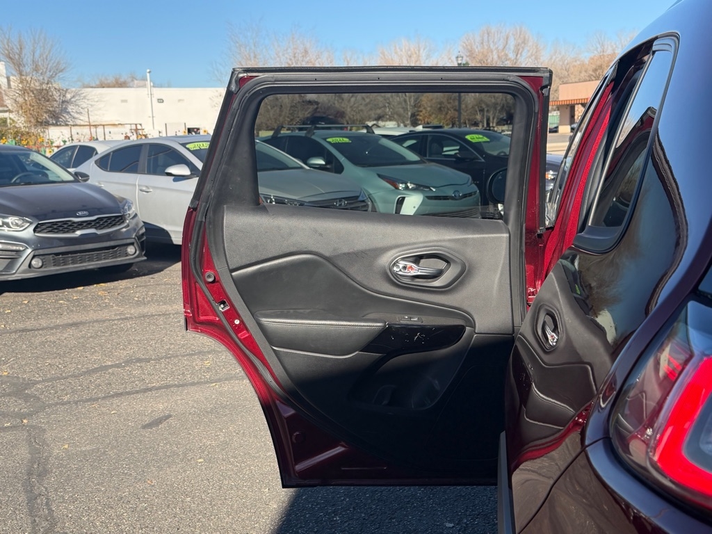 Jeep Cherokee Latitude Plus FWD 2020