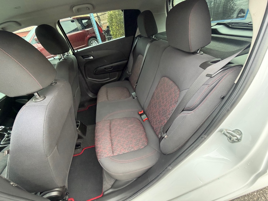 Chevrolet Sonic LT Manual 5-Door 2018