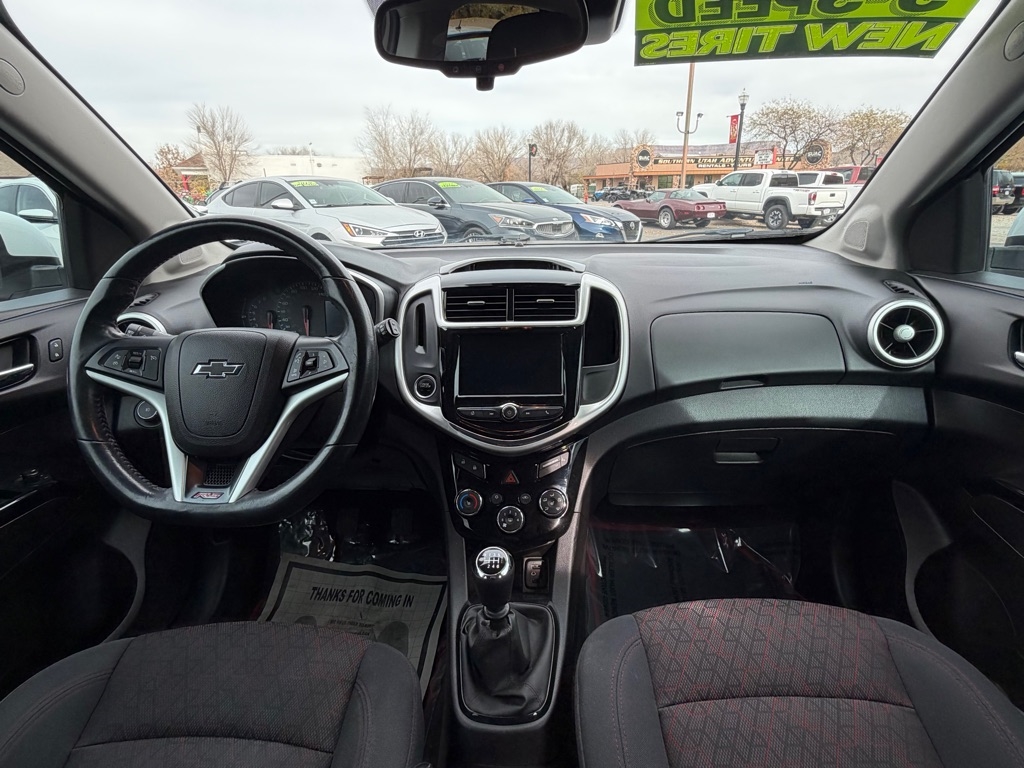 Chevrolet Sonic LT Manual 5-Door 2018