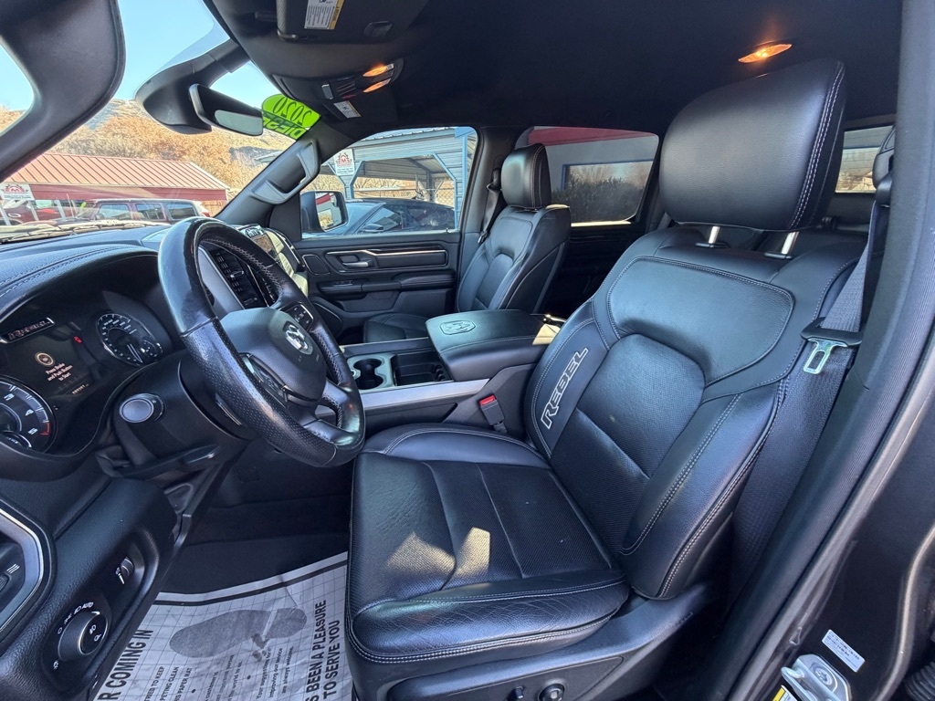 RAM 1500 Rebel Crew Cab SB 4WD 2020