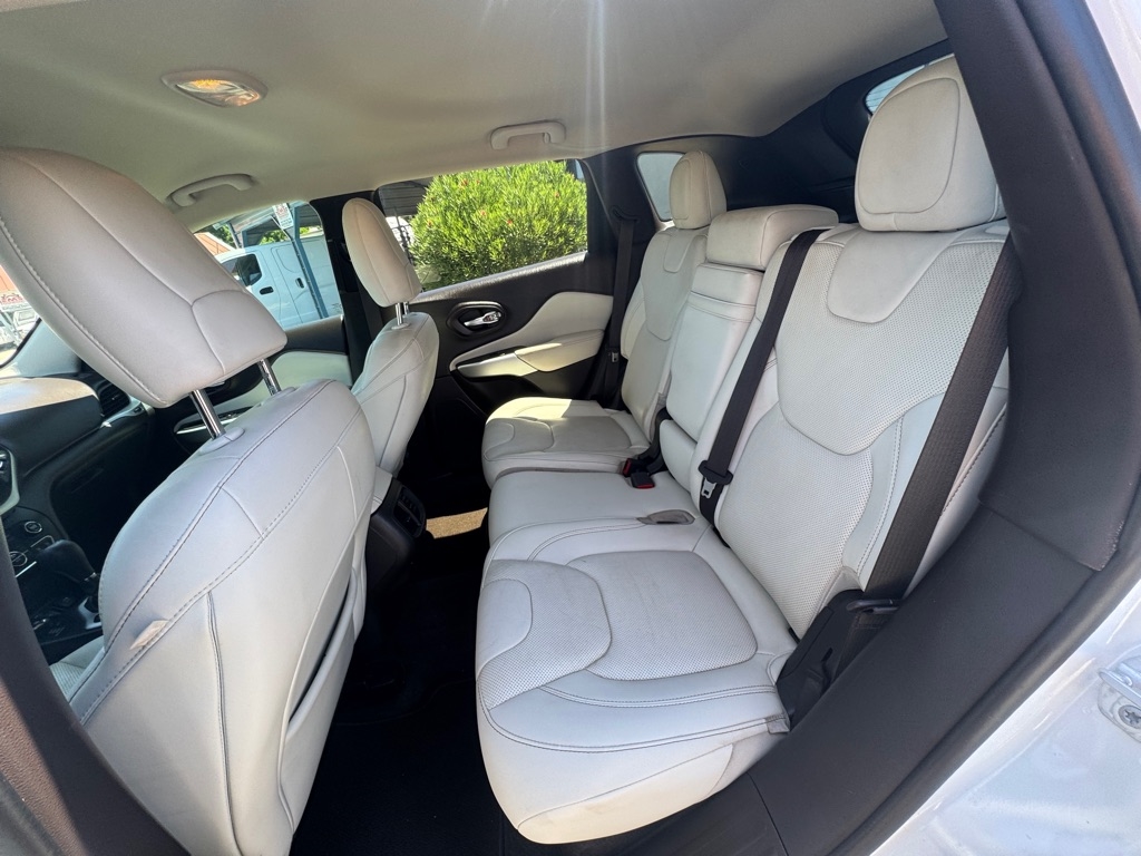 Jeep Cherokee Overland 4WD 2017